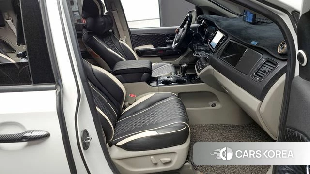 Kia The New Carnival id 4285610 из Кореи 20