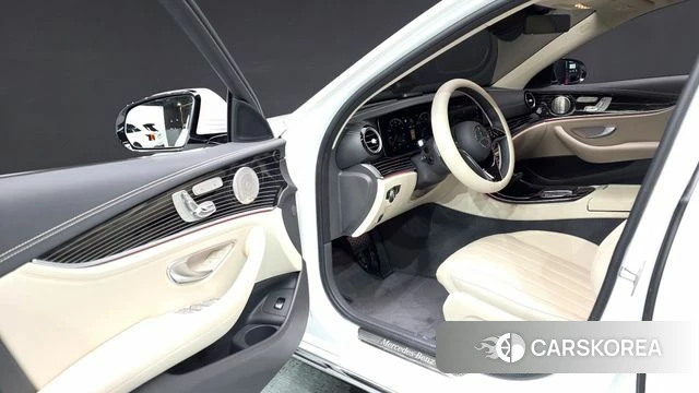 Mercedes-Benz E-Class W213 id 4871218 из Кореи 34
