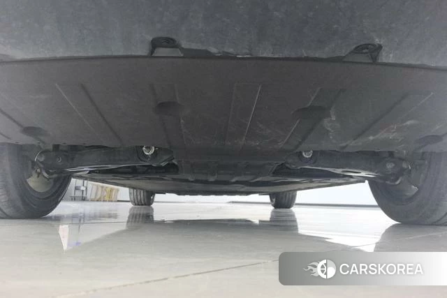 Roewe D7 EV id 4212511 из Китая 17