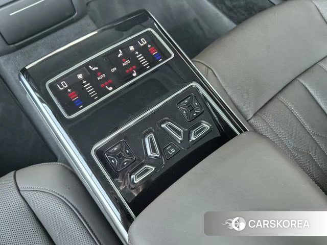 Audi A8 id 4274319 из Китая 13
