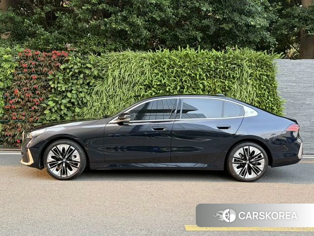 BMW 5 series id 4265497 из Китая 20