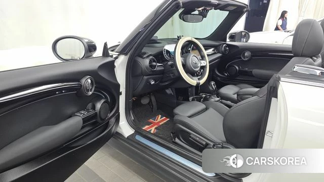 Mini Cooper Convertible id 4645333 из Кореи 20