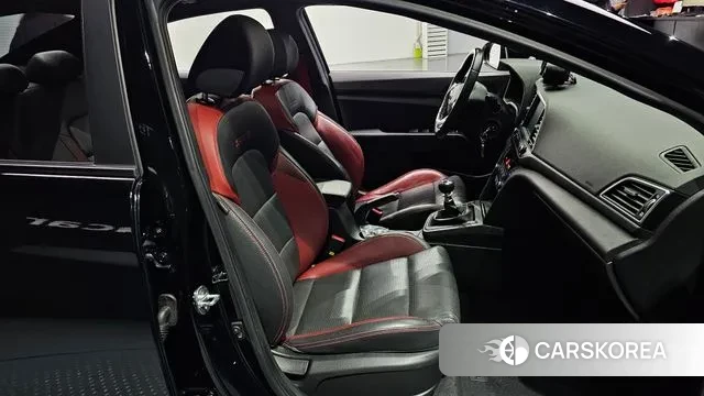 Hyundai Avante AD id 3445126 из Кореи 20