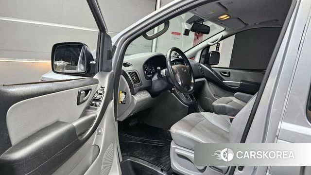 Hyundai The New Grand Starex id 4345459 из Кореи 30