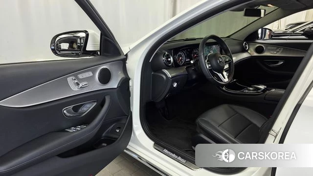 Mercedes-Benz E-Class W213 id 4765218 из Кореи 31