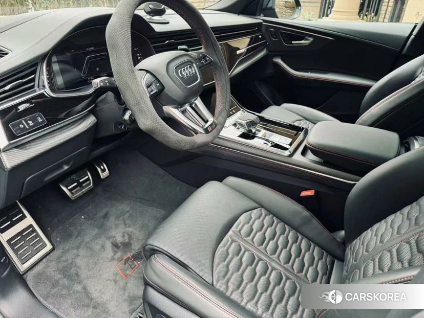 Audi RS Q8 id 4498498 из Китая 14