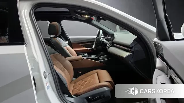 BMW 5 Series (G60) id 3011013 из Кореи 20