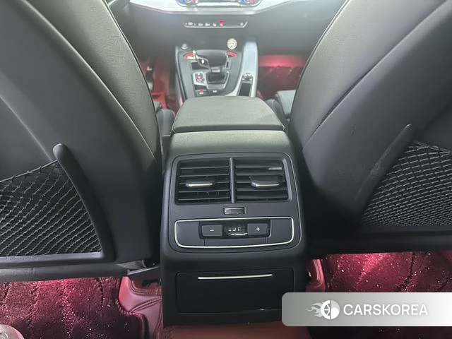 Audi A4L id 4334931 из Китая 13
