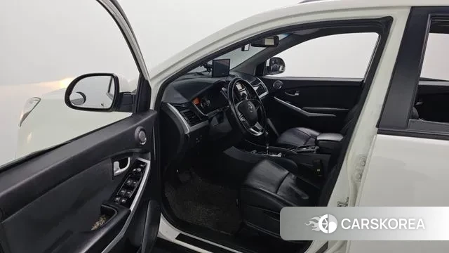 Ssangyong New Style Korando C id 3573937 из Кореи 20