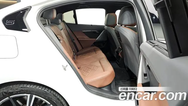 BMW 5 Series (G60) id 2528524 из Кореи 20