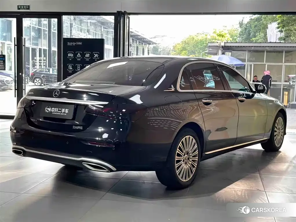 Mercedes-Benz E-Class id 4539268 из Китая 12