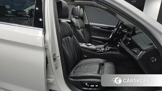 BMW 5 Series (G30) id 3453759 из Кореи 20