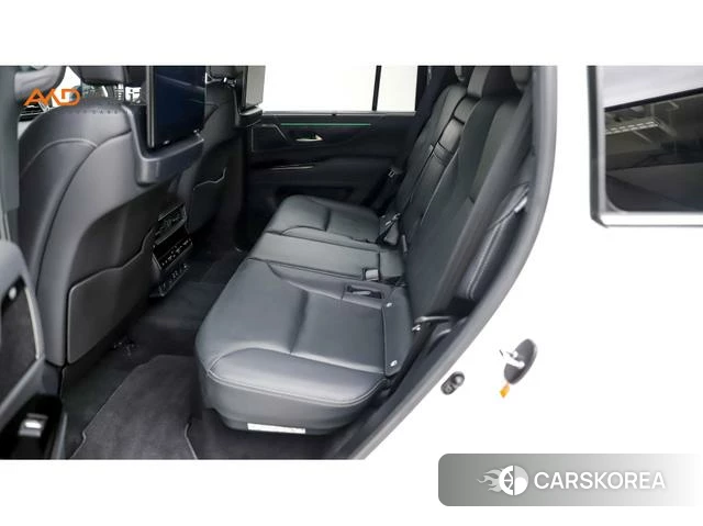 Lexus LX id 4277376 из Китая 10