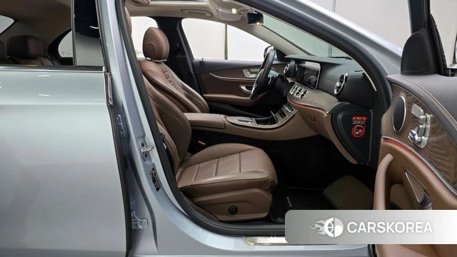 Mercedes-Benz E-Class W213 id 3852529 из Кореи 20