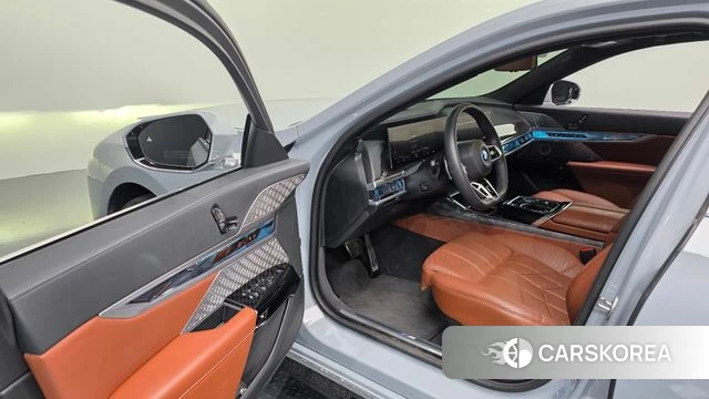 BMW i7 (G70) id 4443309 из Кореи 37