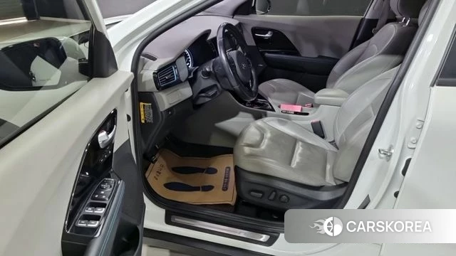 Kia Niro id 3905911 из Кореи 18