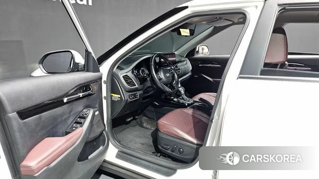 Kia Seltos id 4410819 из Кореи 32