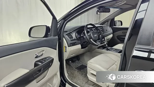 Kia The New Carnival id 3736588 из Кореи 20