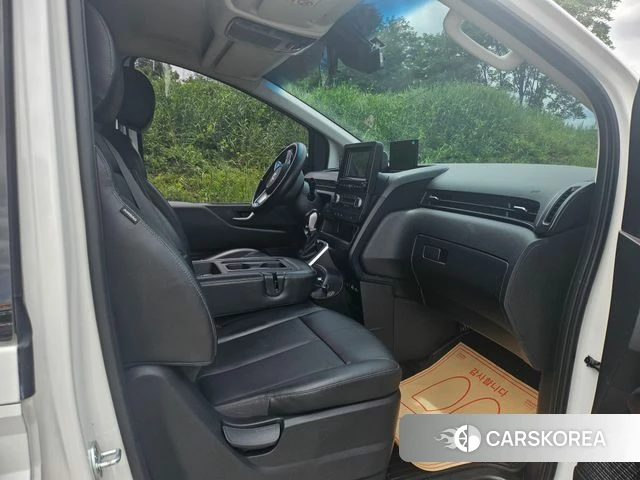 Hyundai Staria id 4507314 из Кореи 20