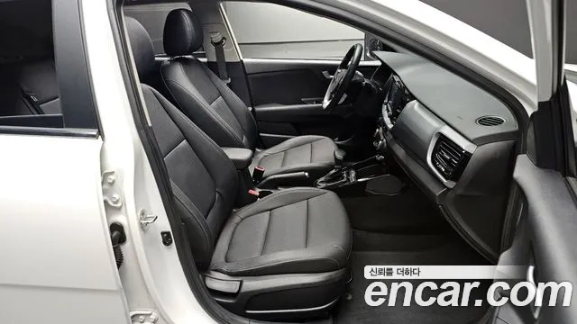 Kia Stonic id 2951858 из Кореи 20