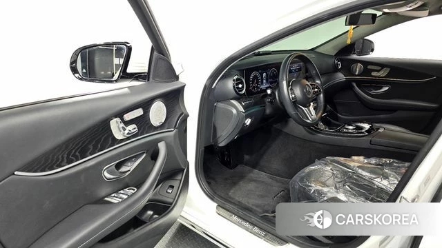 Mercedes-Benz E-Class W213 id 4907148 из Кореи 33