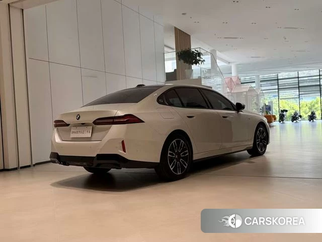 BMW 5 series id 4300291 из Китая 19