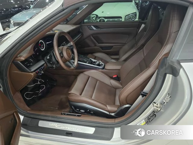 Porsche 911(992) id 4665043 из Кореи 20