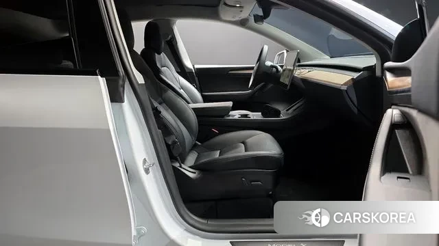 Tesla Model Y id 3555668 из Кореи 20