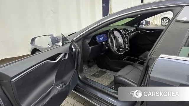 Tesla Model S id 3161811 из Кореи 20