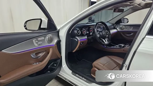 Mercedes-Benz E-Class W213 id 3598811 из Кореи 20