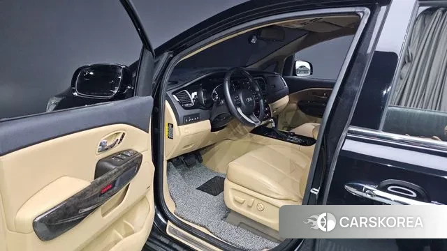 Kia The New Carnival id 2981422 из Кореи 20