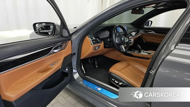 BMW 7 Series (G11) id 4445575 из Кореи 20