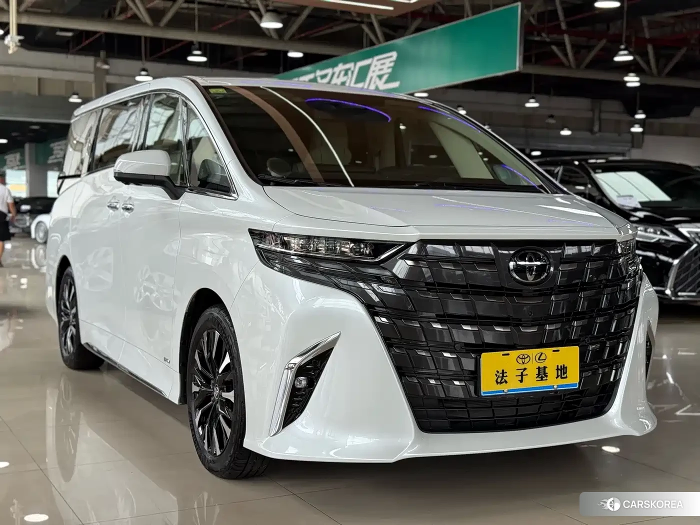 Toyota Alphard id 4547225 из Китая 30