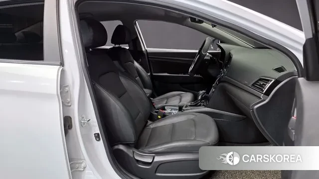 Hyundai Avante AD id 3714048 из Кореи 20