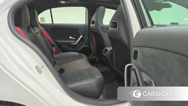 Mercedes-Benz A-Class W177 id 4527546 из Кореи 17