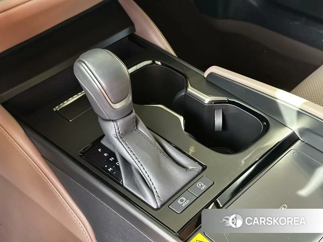 Lexus ES id 4365775 из Китая 11