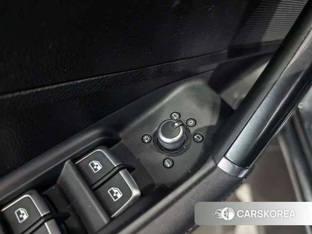 Audi Q2L id 4271079 из Китая 20