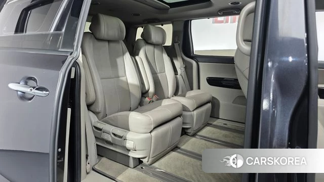 Kia The New Carnival id 4536772 из Кореи 33