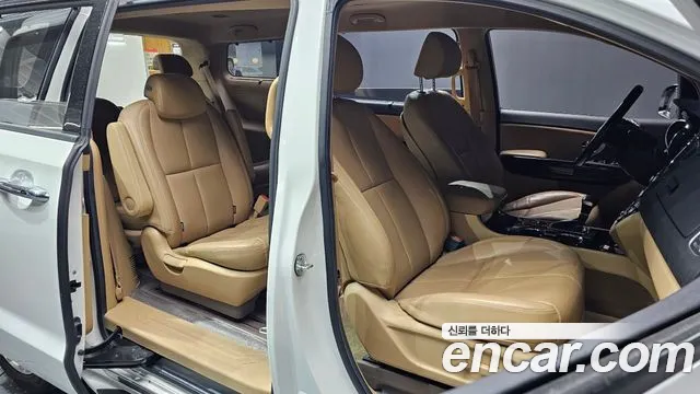 Kia The New Carnival id 2600079 из Кореи 20