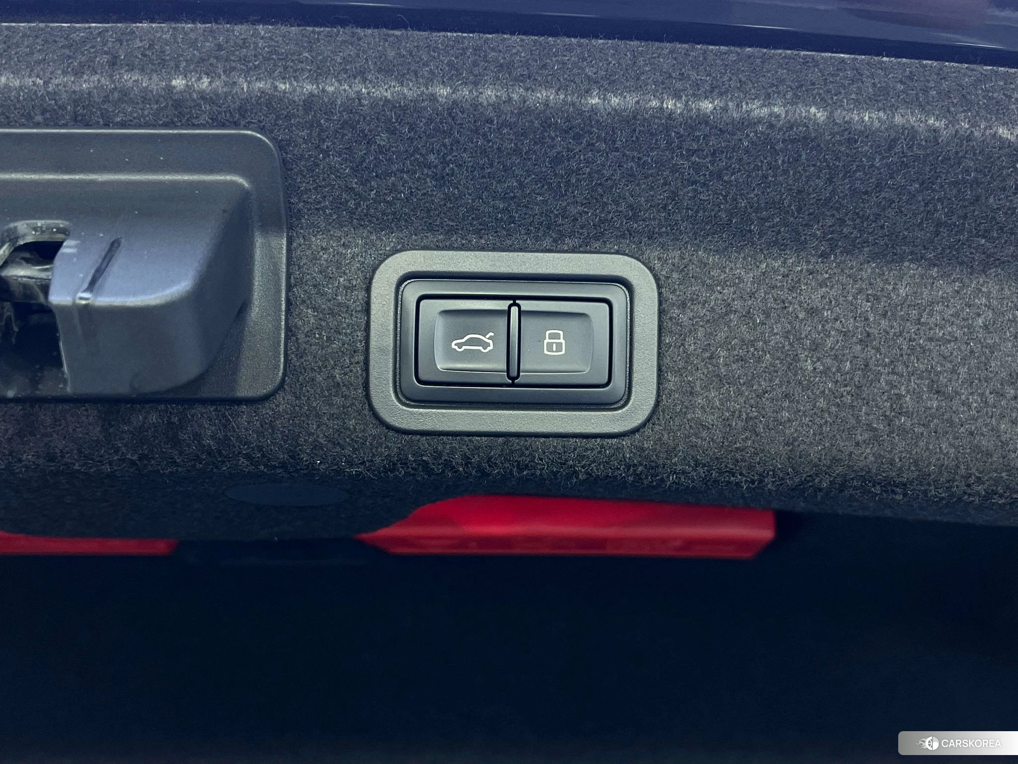 Audi A6L id 4461463 из Китая 30