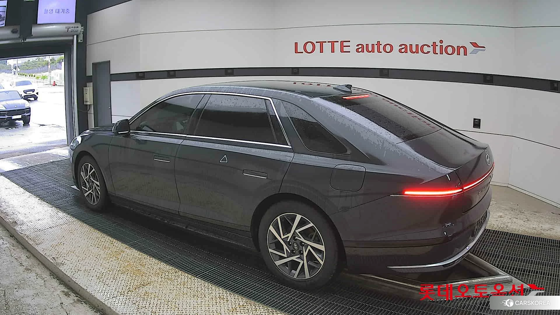 Hyundai Grandeur Hybrid id 4352307 из Кореи 36