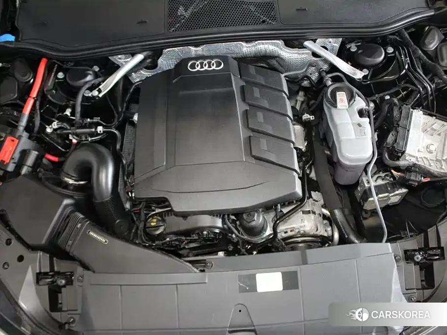 Audi A6L id 4576370 из Китая 11