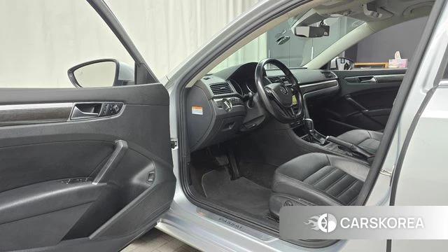 Volkswagen The New Passat id 3796139 из Кореи 20