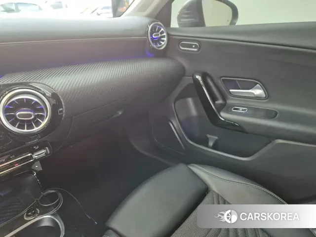 Mercedes-Benz A-Class W177 id 3033699 из Кореи 20