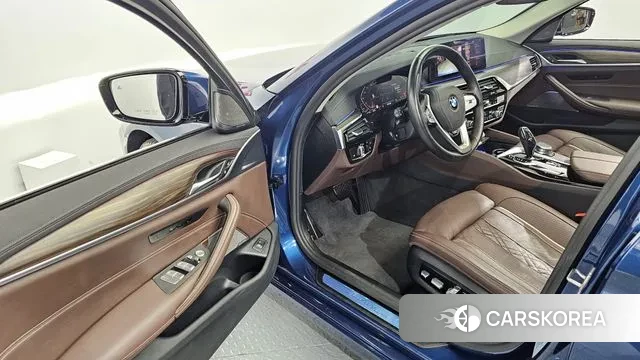 BMW 5 Series (G30) id 3407068 из Кореи 20