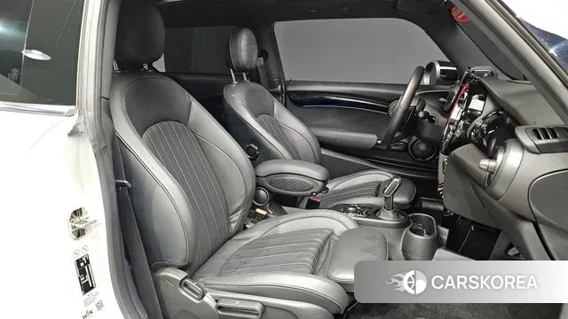 Mini Cooper S id 2998886 из Кореи 20