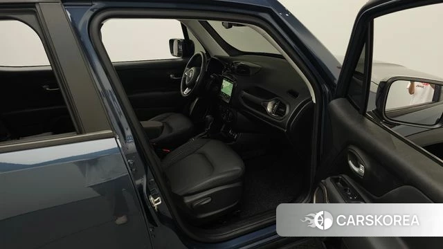 Jeep Renegade id 4602708 из Кореи 36