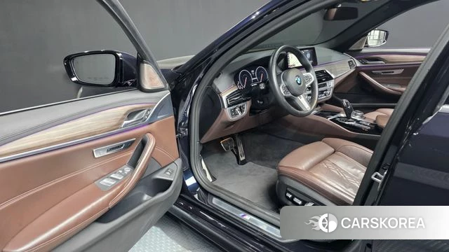 BMW 5 Series (G30) id 4520133 из Кореи 20