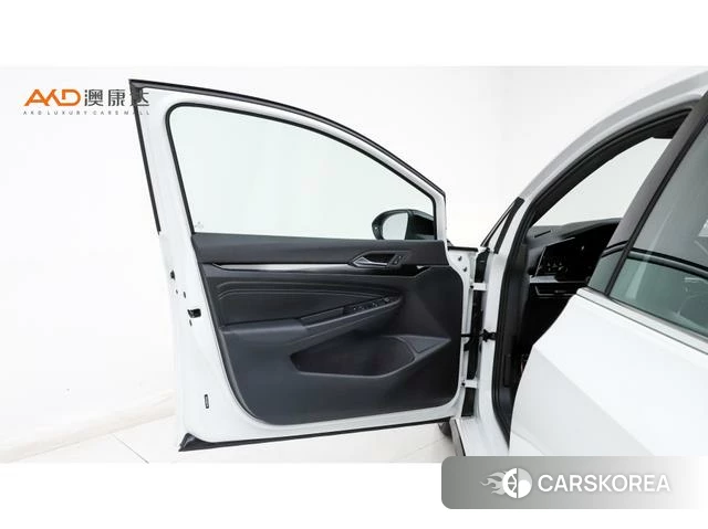Volkswagen Golf id 4261879 из Китая 10