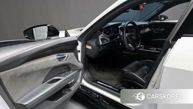 Audi e-Tron GT id 3740916 из Кореи 20